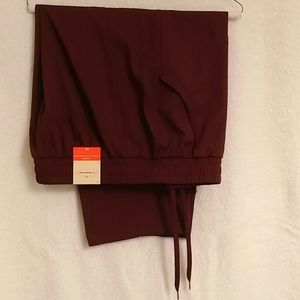 Burgundy Active Capri